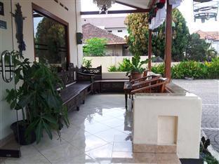 Hotel Respati Kasih *